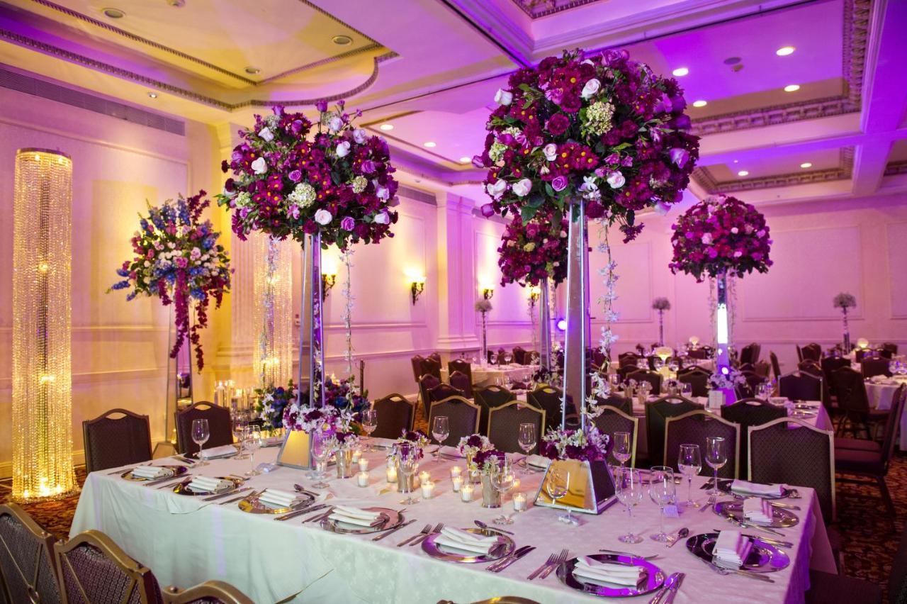 Safi Royal Luxury Valle San Pedro Garza Garcia Dış mekan fotoğraf A wedding reception at the InterContinental London Park Lane